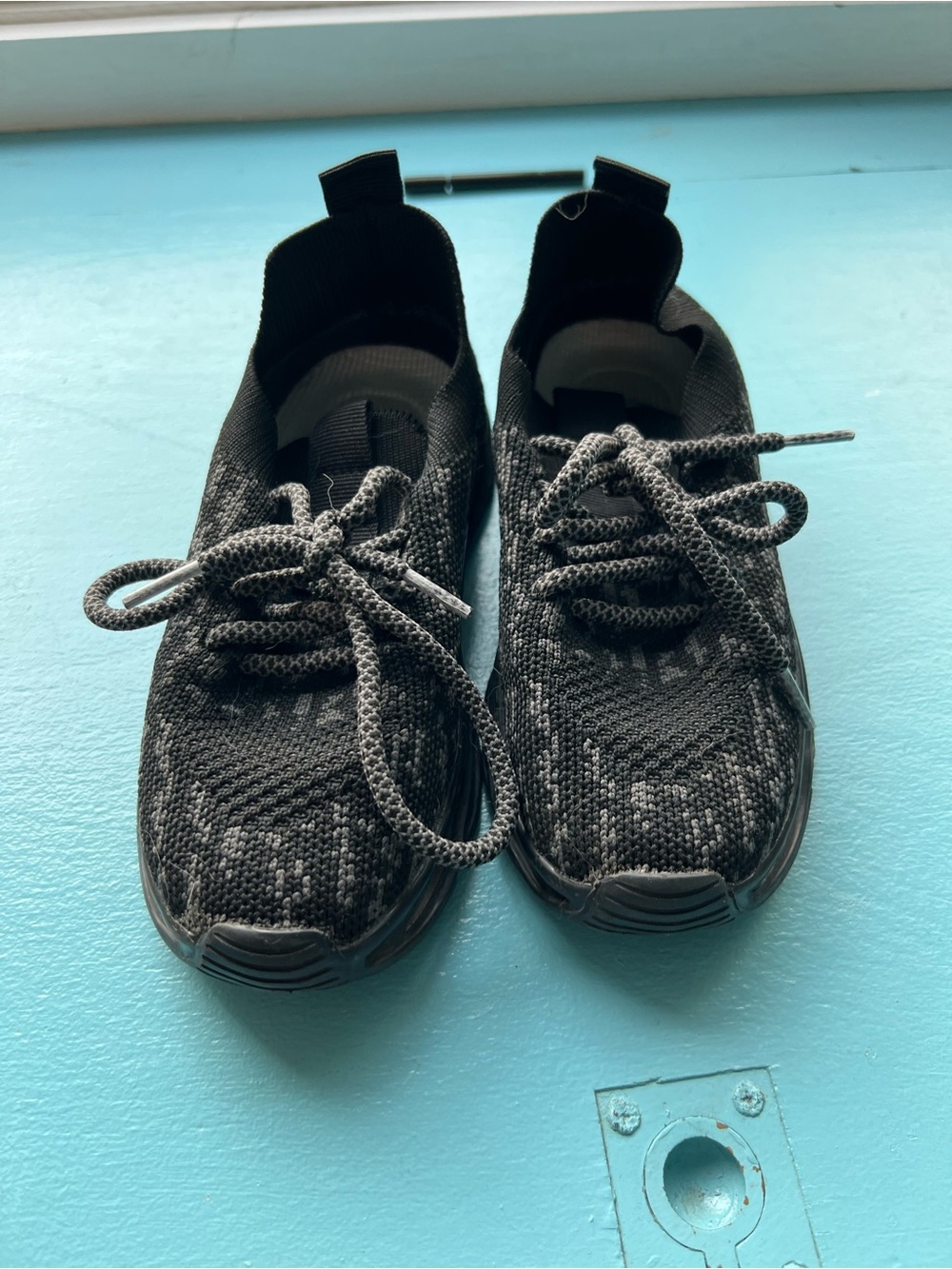 Men's Lightweight Knit Lace-Up Sneakers - Black